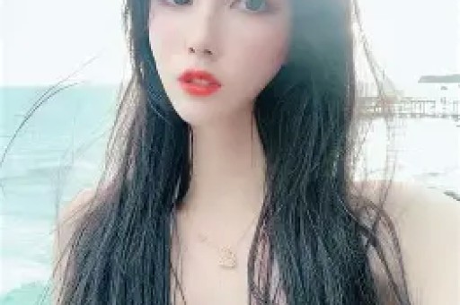 “miumiu陷害女明星”热搜 不看水印谁能看出来是童瑶？