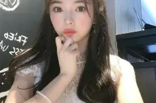 小红书和B站的网红们阻止了手机对相机的侵蚀