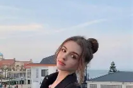 背后有什么力量？网红男孩钟美美上哈三中国际班怎么能霸占热搜榜